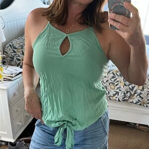NWT C Brand Mint Green Sleeveless Keyhole Top